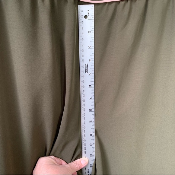 ModCloth army green chiffon jumpsuit with peach trim and flutter sleeves. Size L - Picture 8 of 15